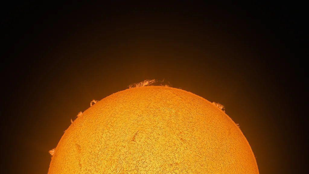 pad na sunce, padobranac pada na sunce