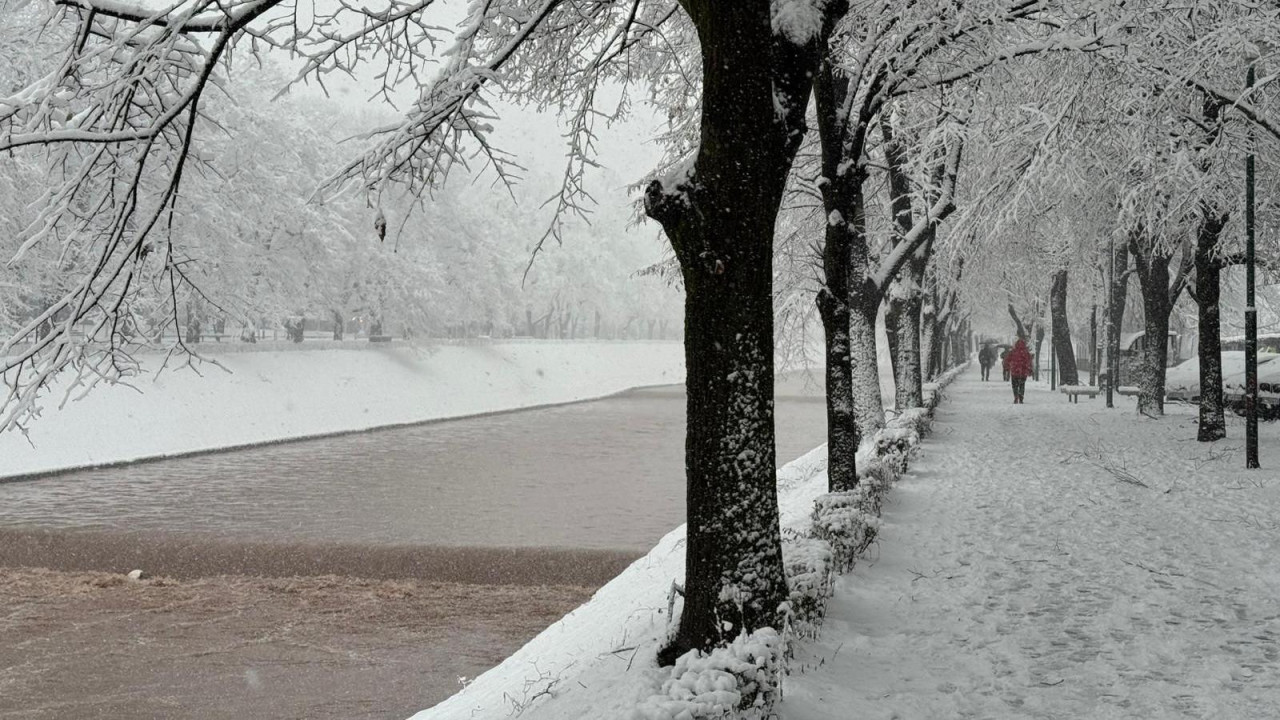 Vilsonovo šetalište u glavnom gradu BiH pod snegom