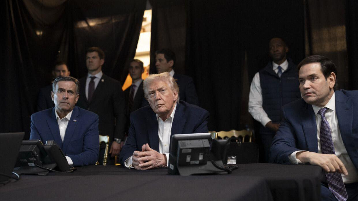 Na slici su direktor CIA-e Džon Retklif, predsednik Donald Trump i državni sekretar Marko Rubio