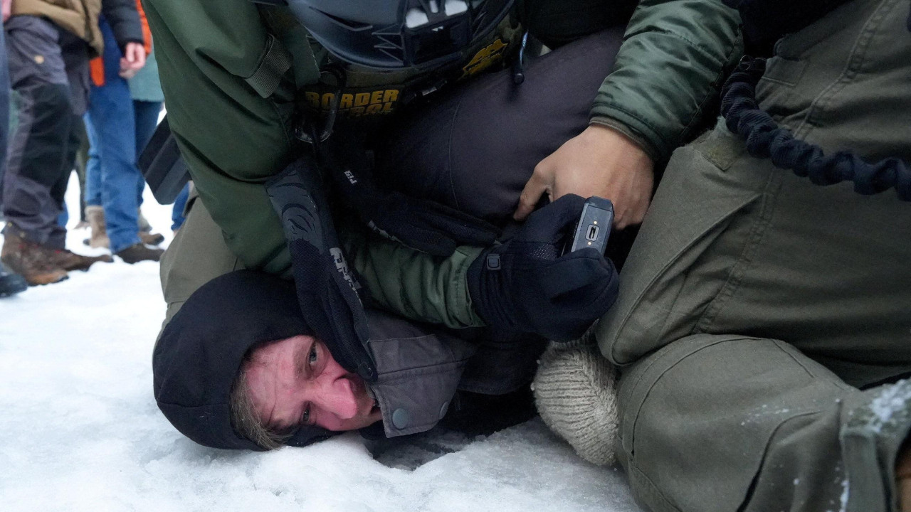 Hapšenje demonstranta u Mineapolisu