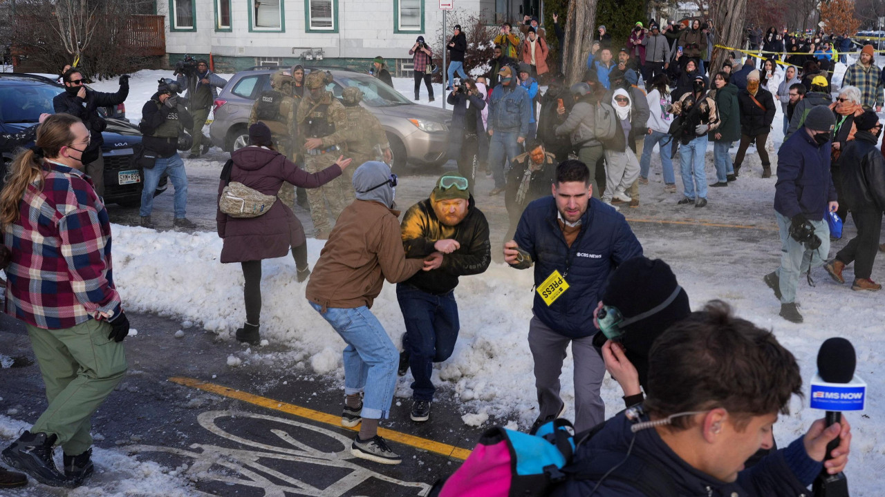 demonstracije u mineapolisu, imigracioni agenti