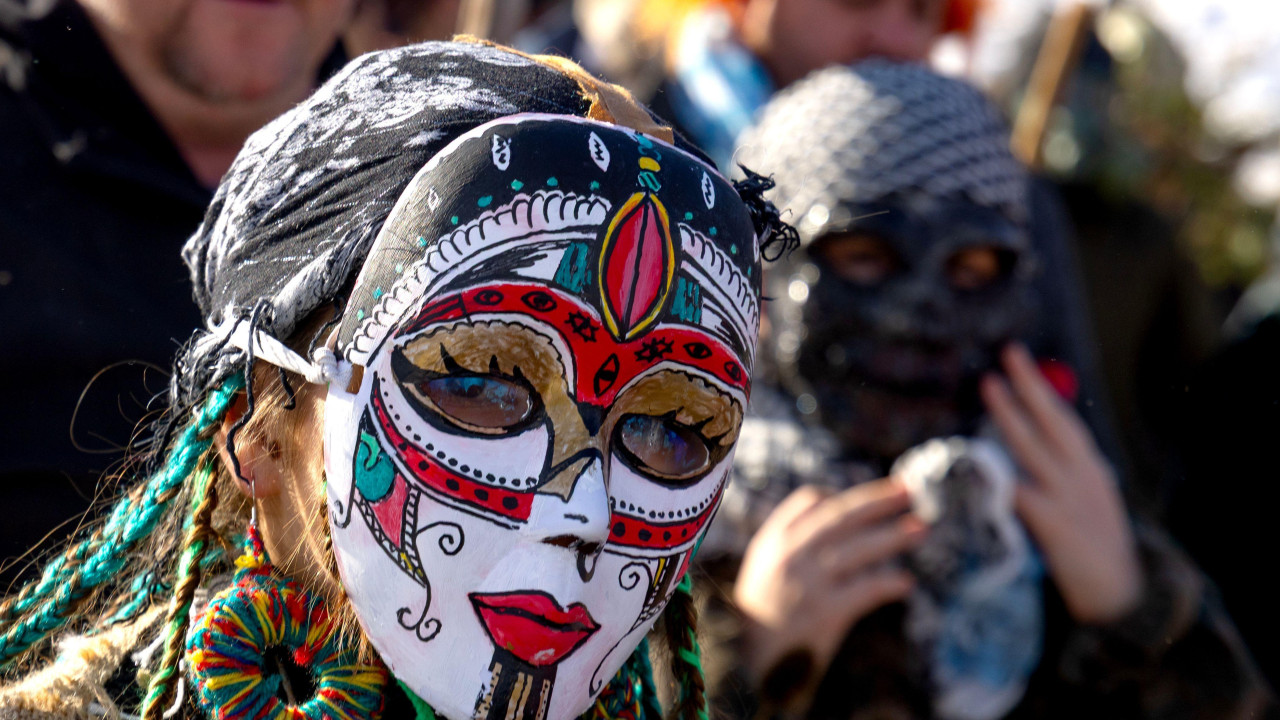 karneval u severnoj makedoniji, maskenbal u severnoj makedoniji, tradicionalni festival u vevčanima