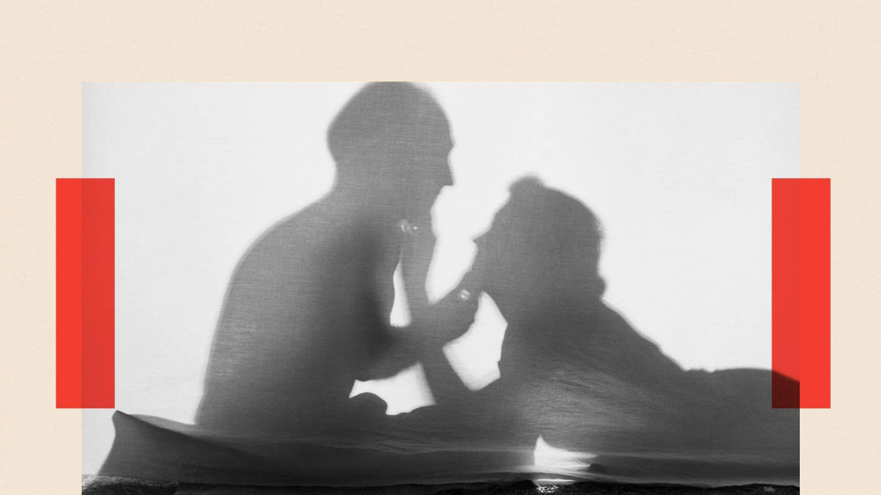 silueta ljubavnog para