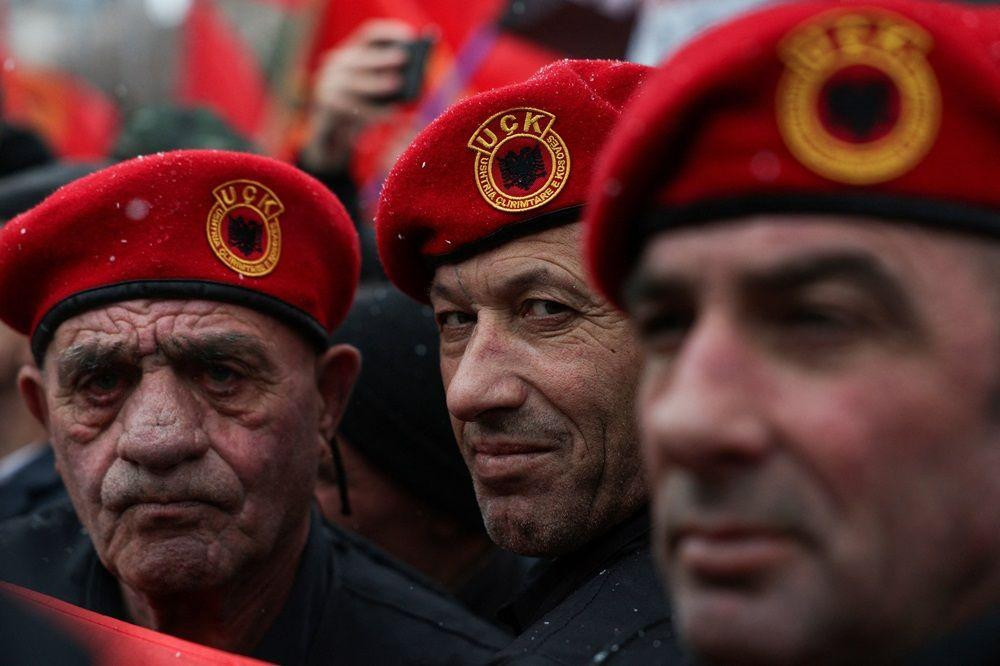 pristalice bivših vođa OVK na skupu u Prištini